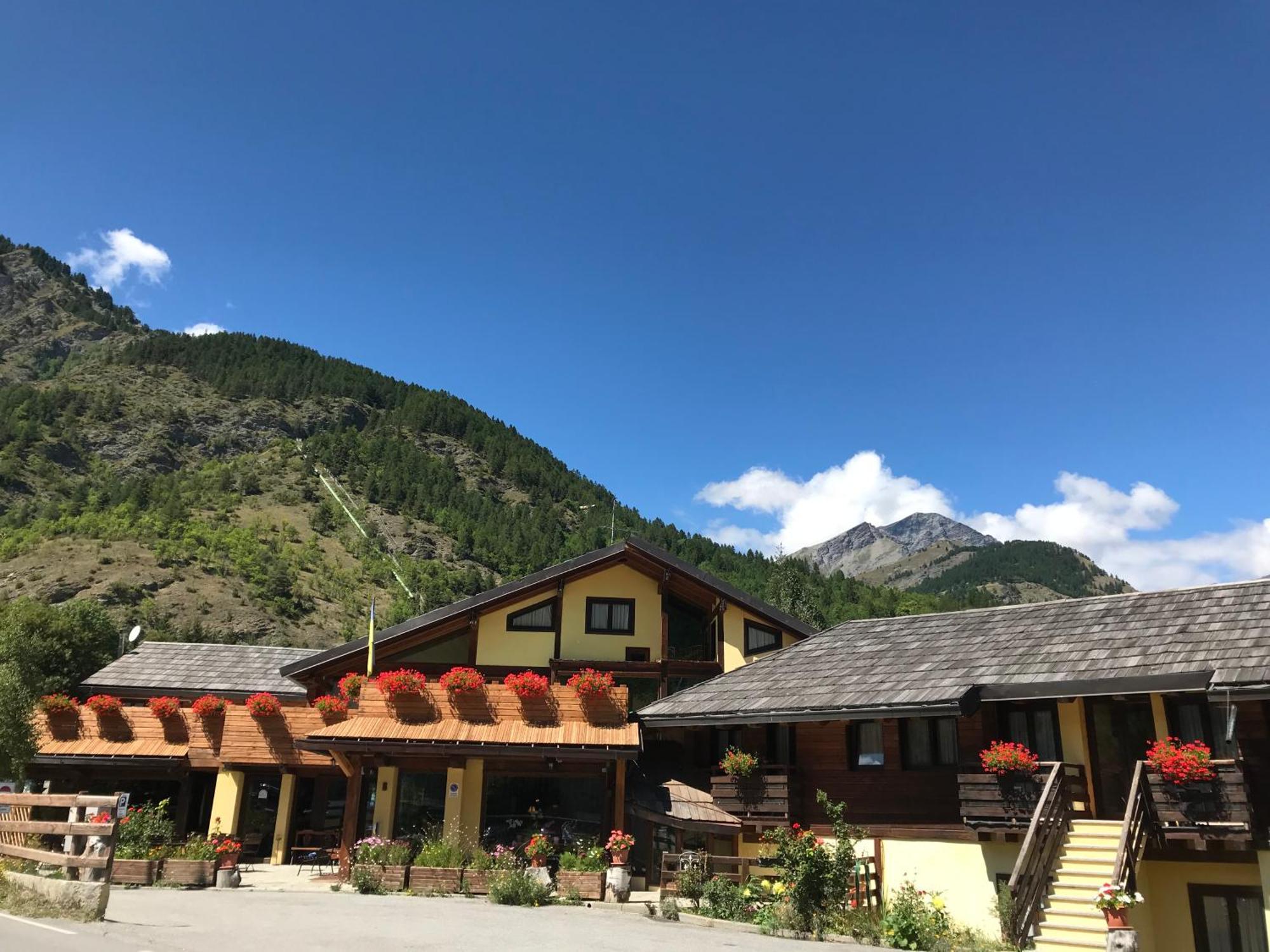 Hotel Ca Fiore Bardonecchia Luaran gambar