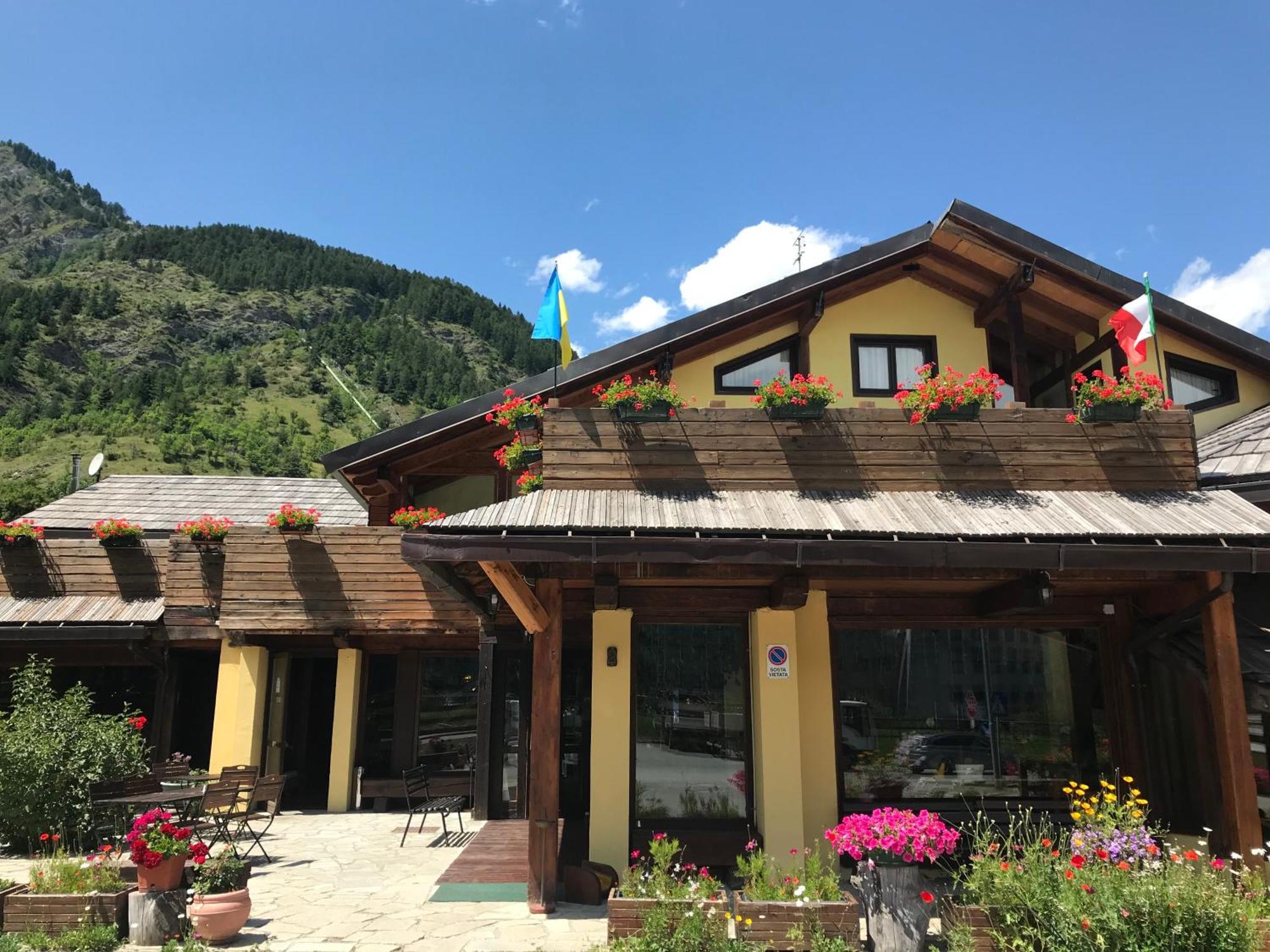 Hotel Ca Fiore Bardonecchia Luaran gambar